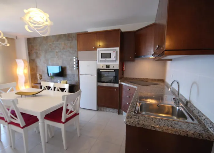 Appartement Caleta Sea View 5 *