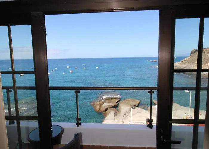 Caleta Sea View 5 Апартаменти *